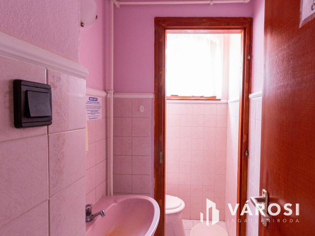 Mindszent központjától 5 perc sétára.