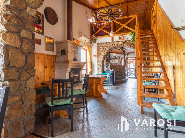 Bejáratott Sportlétesítmény eladó Sóskúton!