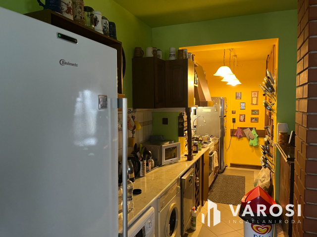 Kis-dunához közel családi ház eladó Kiskunlacházán!