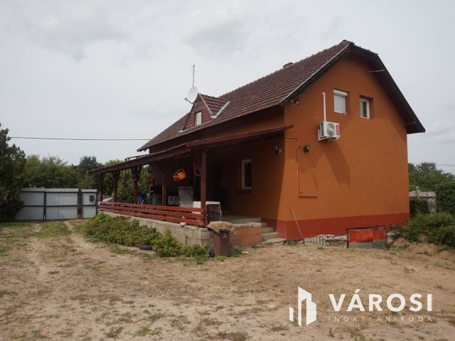 Igényes otthon akár 2 generáció részére!