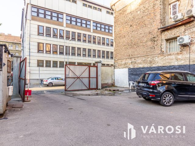 1100 m2 építési telek a 7. kerület szívében