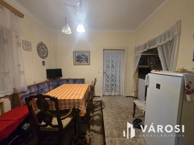 Sarkadon családi ház eladó