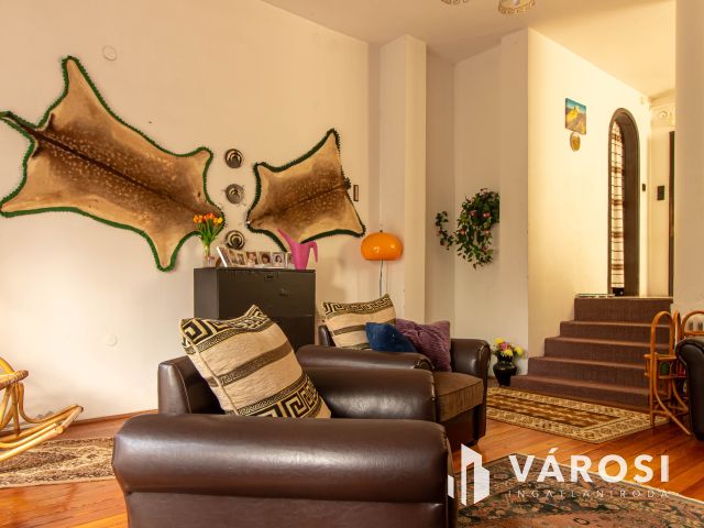 Kertkapcsolatos sorház Budakeszin