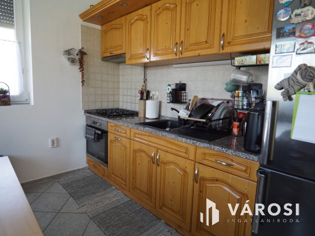 Jó elrendezésű, modern családi ház!