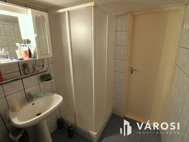 Otthon, kert és vállalkozás