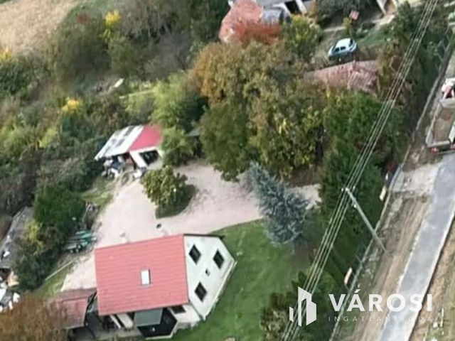 108 m2-es családi ház 1 hektáros területtel Becsehelyen!