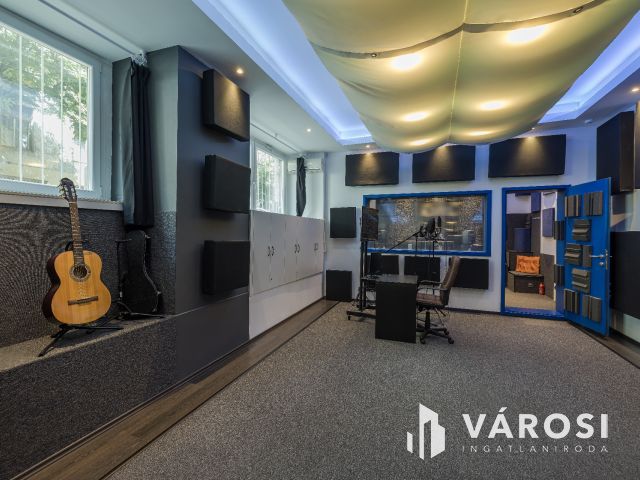 Budai iroda és audió stúdió