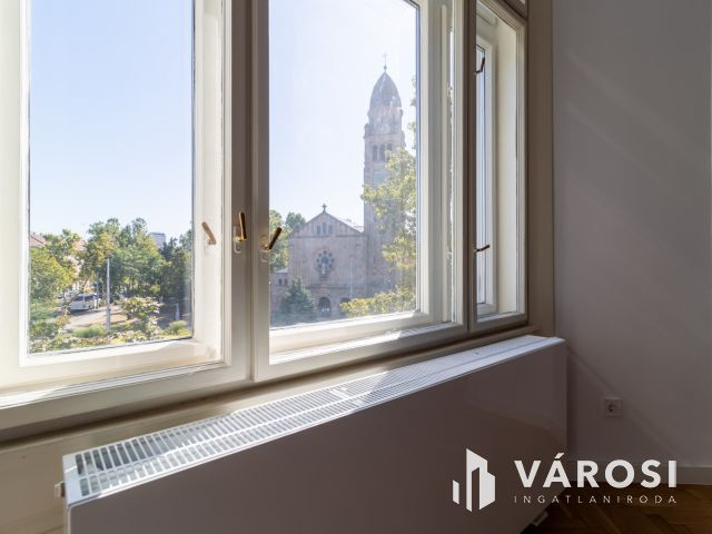 Eladó 3 szobás, prémium minőségben felújított lakás