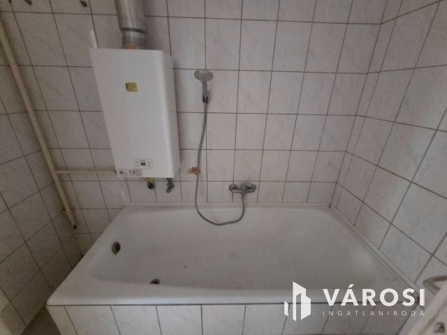 Kedvező árú, 68 nm-es vásártéri lakás