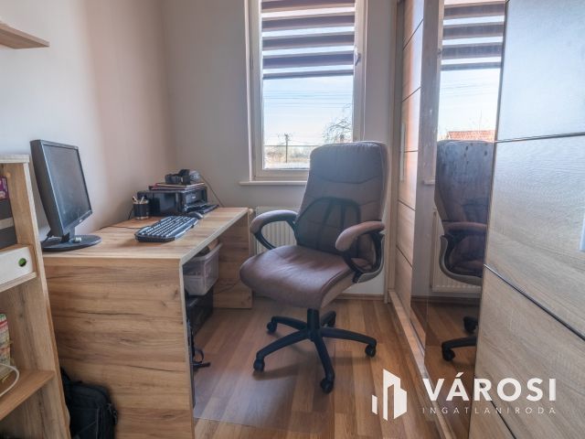 Algyői 4 szobás ikerház