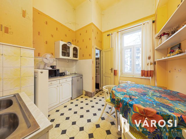 200 méterre a Dómtól