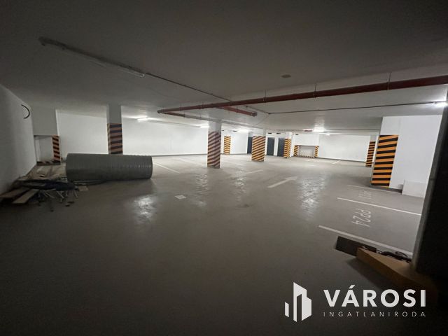 Újpest központban 4 emeleti új lakás nagy terasszal